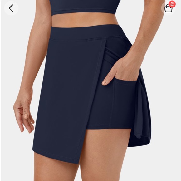 Tennis skirt but with shorts and a pocket! - Picture 2 of 4